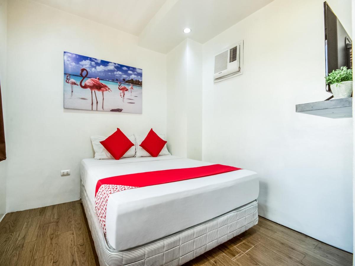 Oyo 443 Maria Cristina Arcade Suites Cebu Extérieur photo
