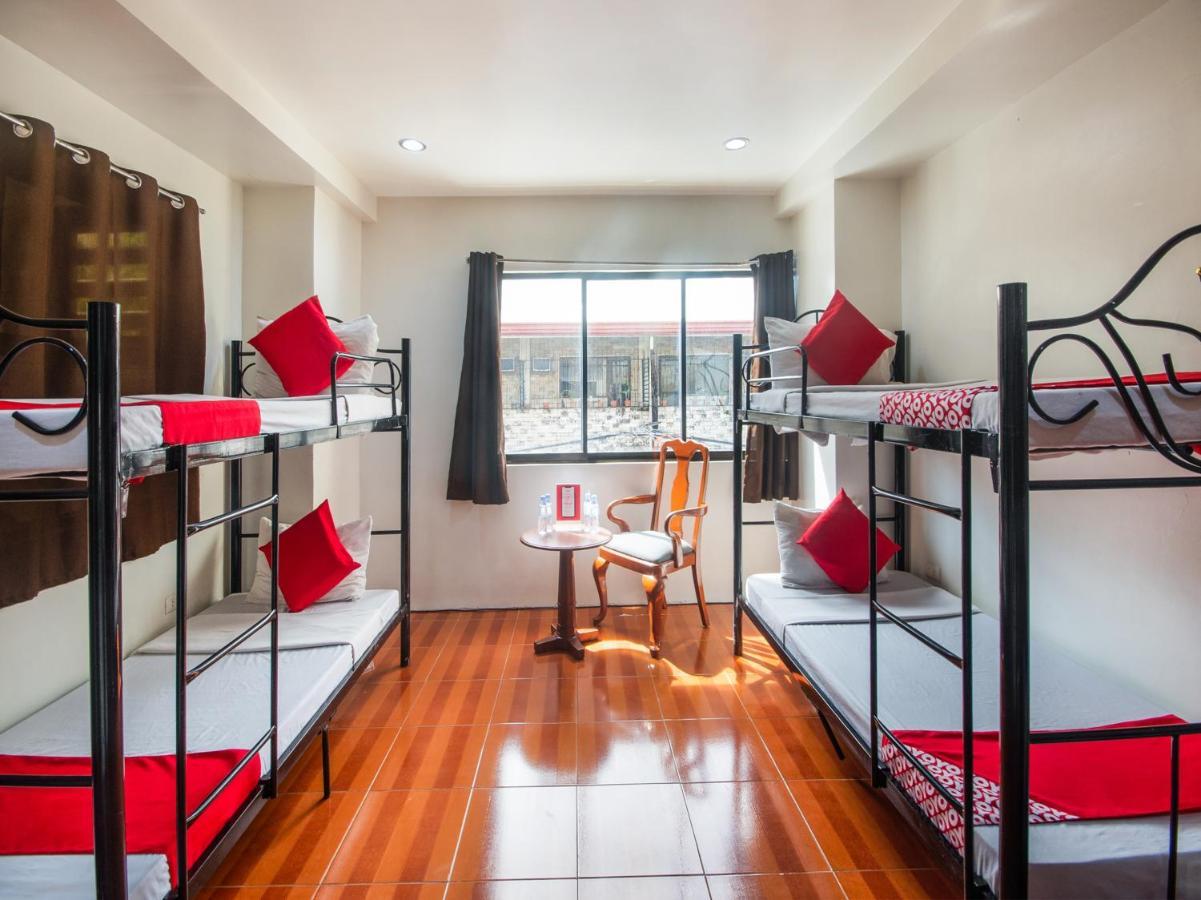 Oyo 443 Maria Cristina Arcade Suites Cebu Extérieur photo