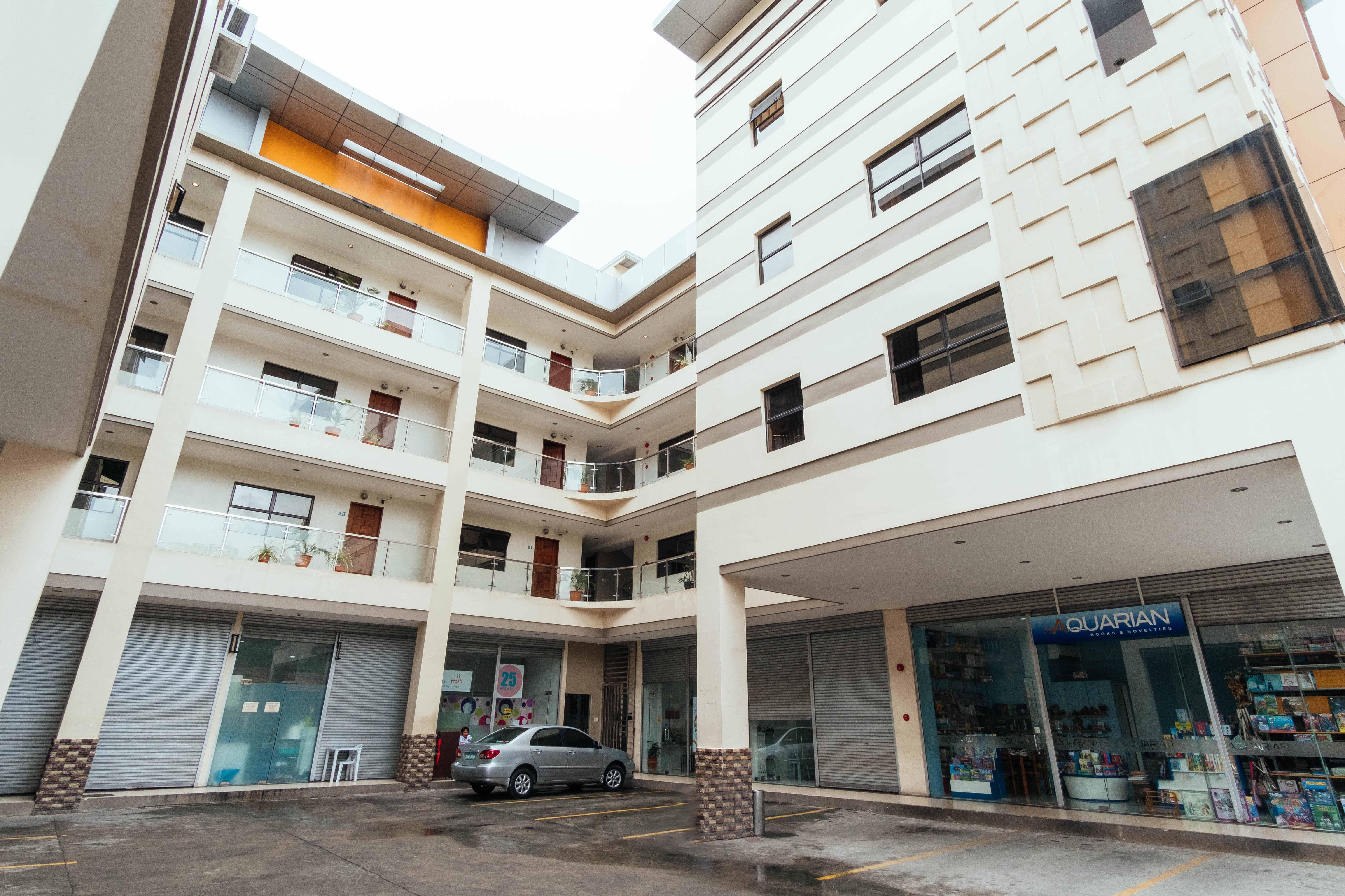 Oyo 443 Maria Cristina Arcade Suites Cebu Extérieur photo