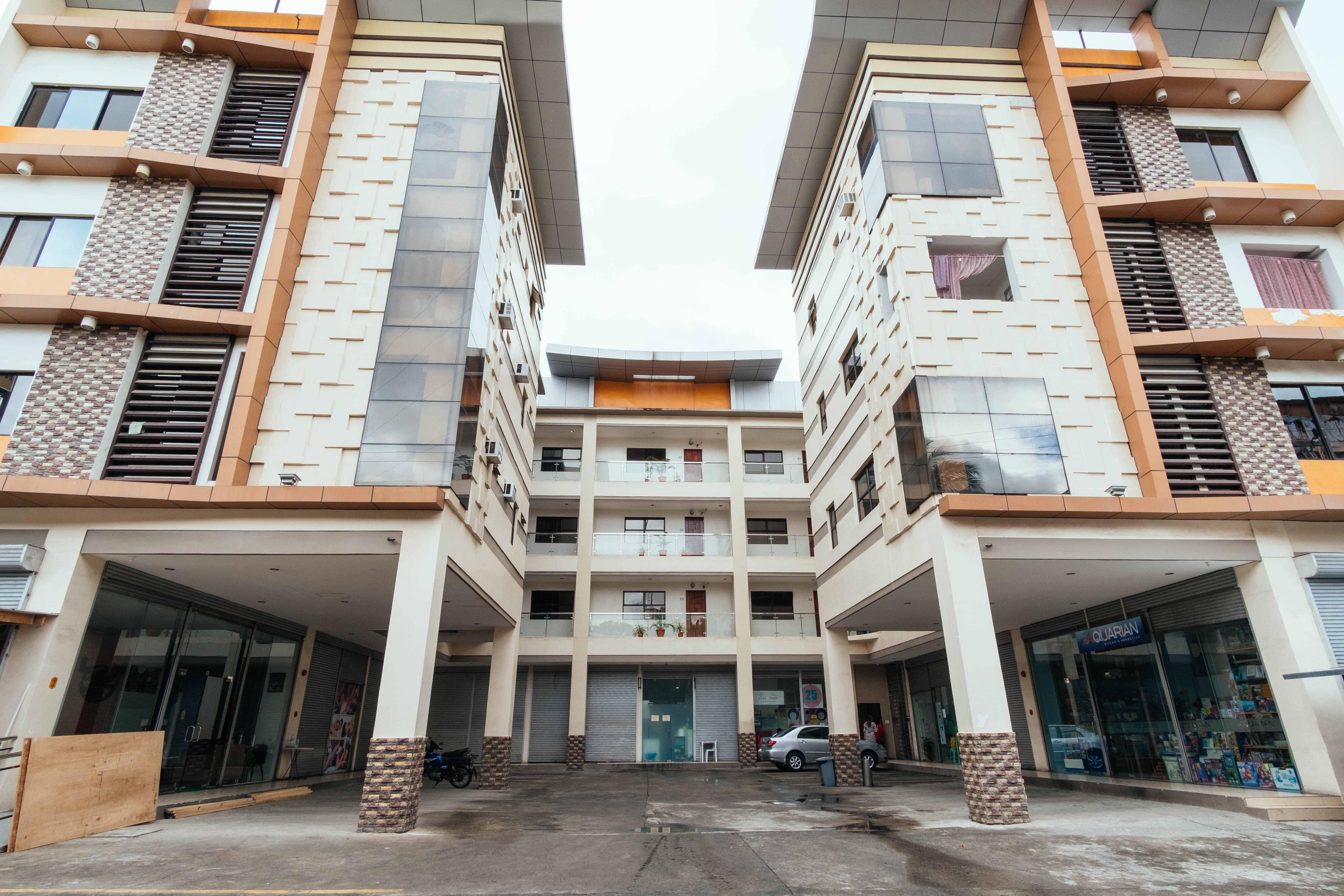 Oyo 443 Maria Cristina Arcade Suites Cebu Extérieur photo