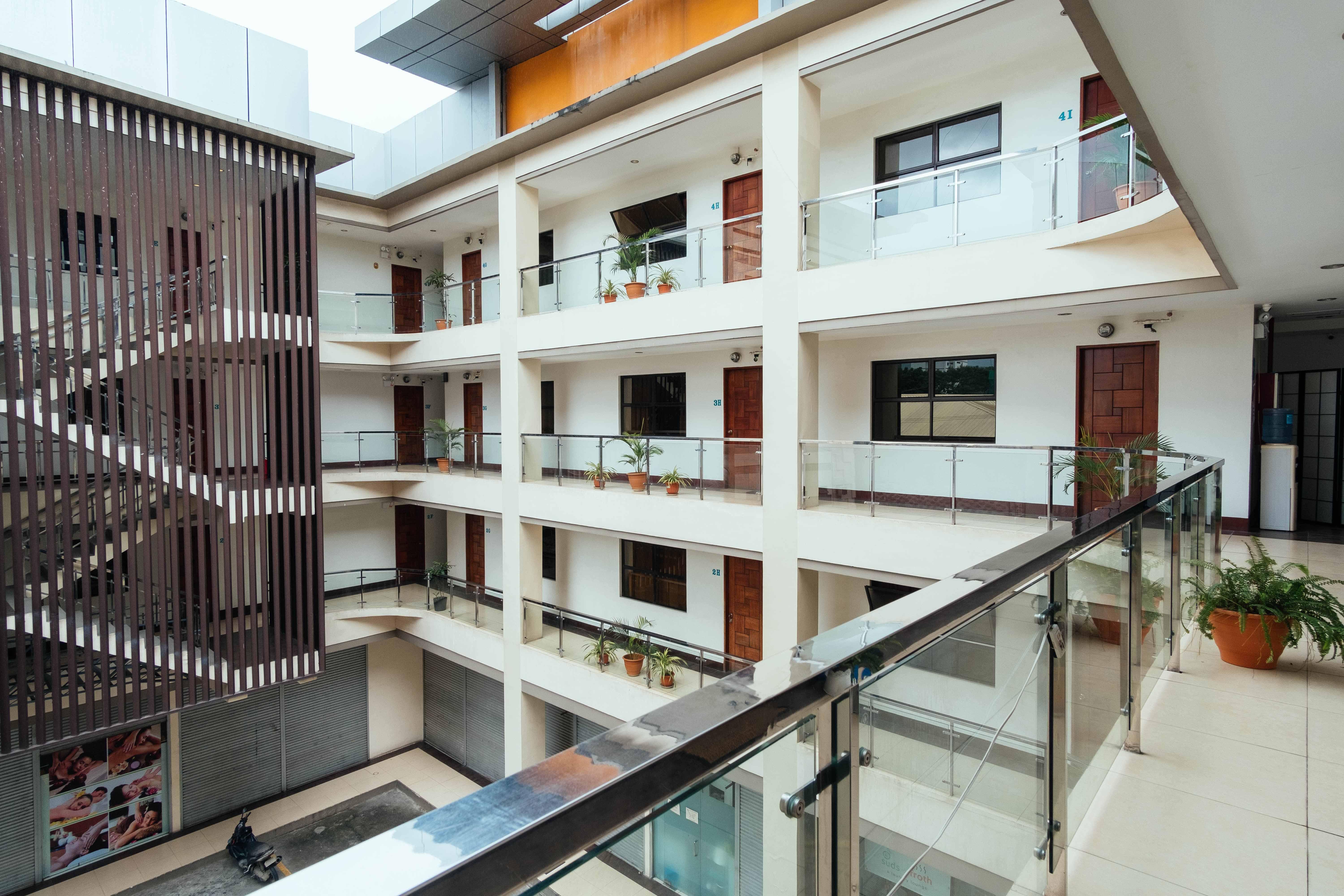 Oyo 443 Maria Cristina Arcade Suites Cebu Extérieur photo